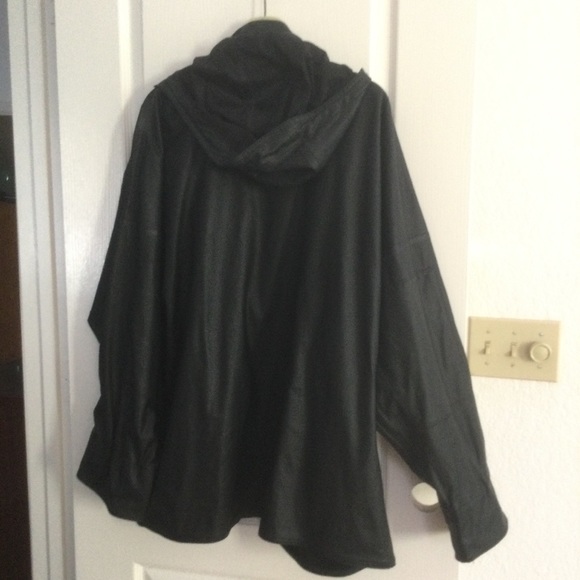 SoldMens already lowered price firm   New Chrhartt XL raincoat with hood - Picture 10 of 10